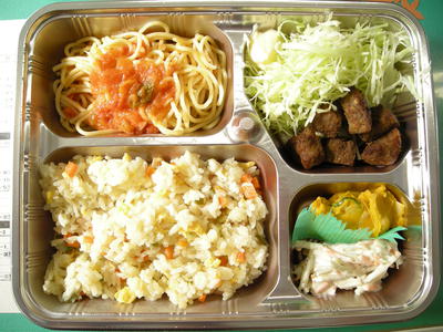 調理科弁当１.JPG